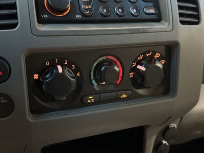 2006 Nissan Frontier XE