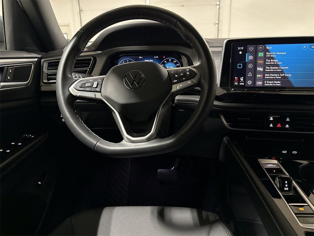 2024 Volkswagen Atlas Cross Sport 2.0T SE w/Technology