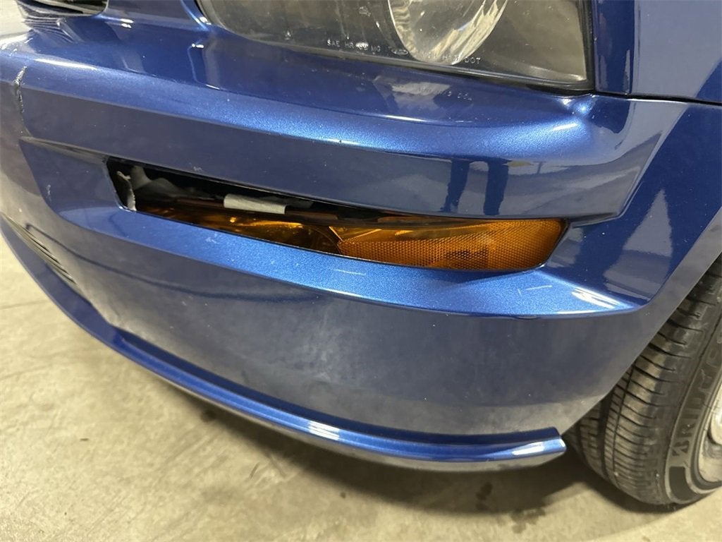 2006 Ford Mustang Standard