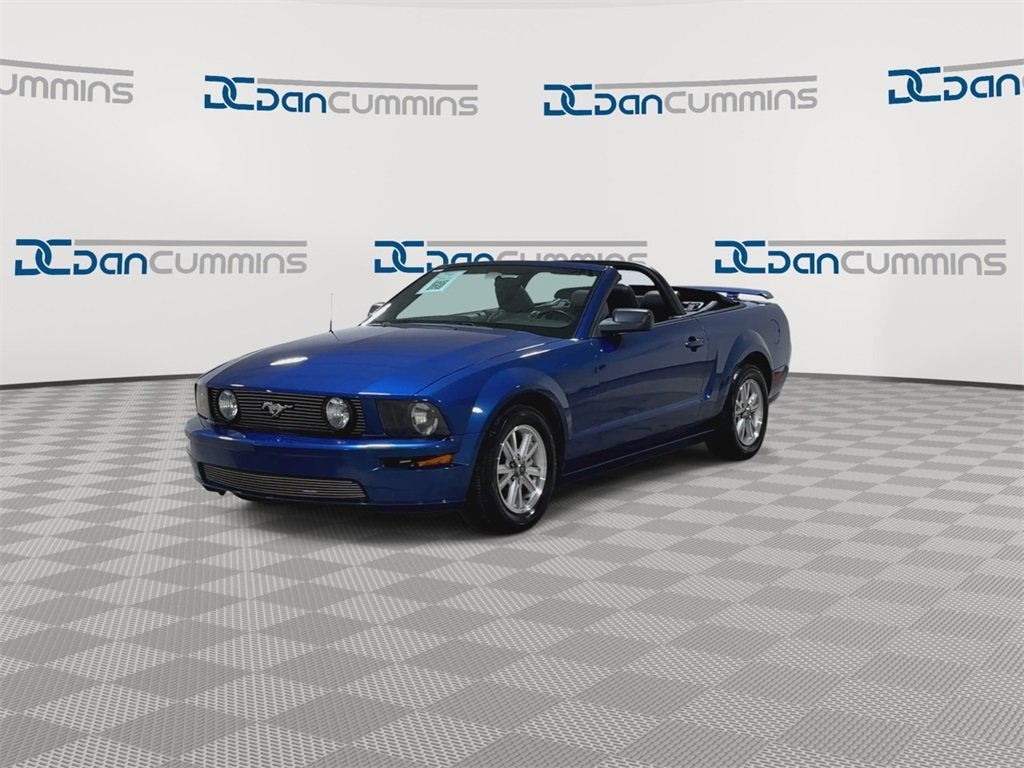 2006 Ford Mustang Standard