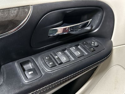 2015 Chrysler Town & Country Touring
