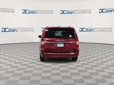 2015 Chrysler Town & Country Touring