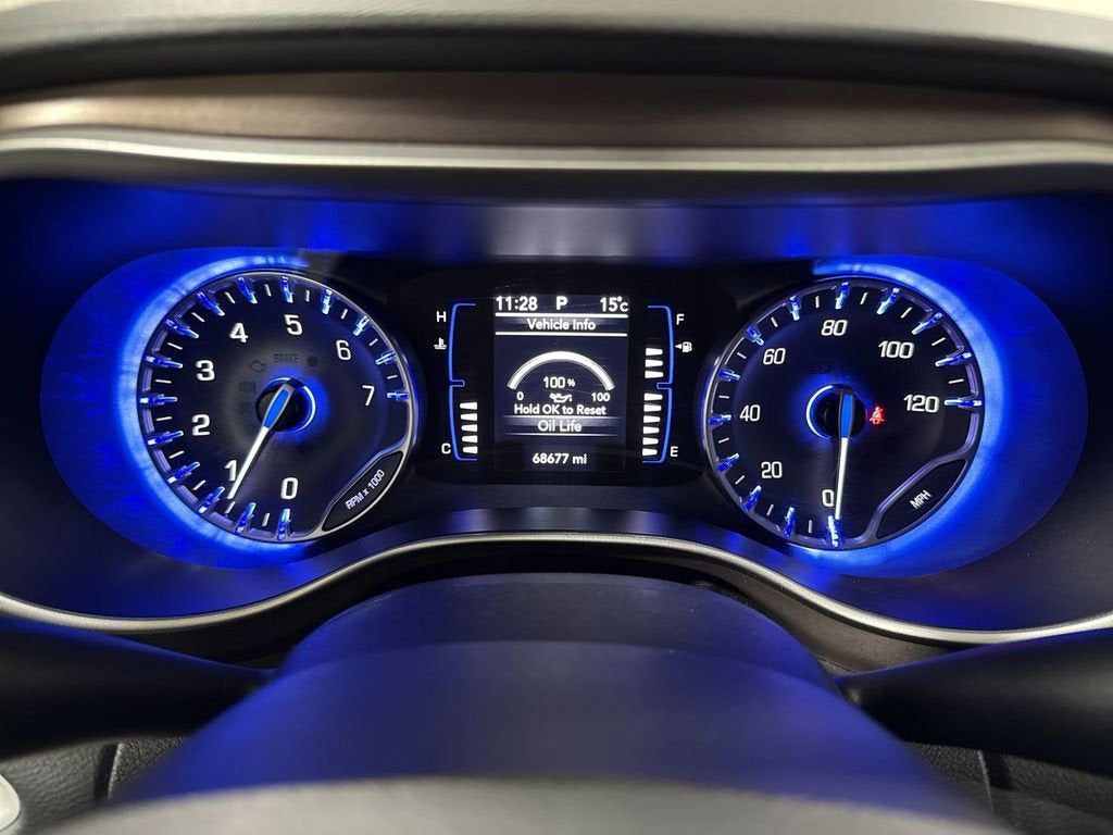 2023 Chrysler Voyager LX