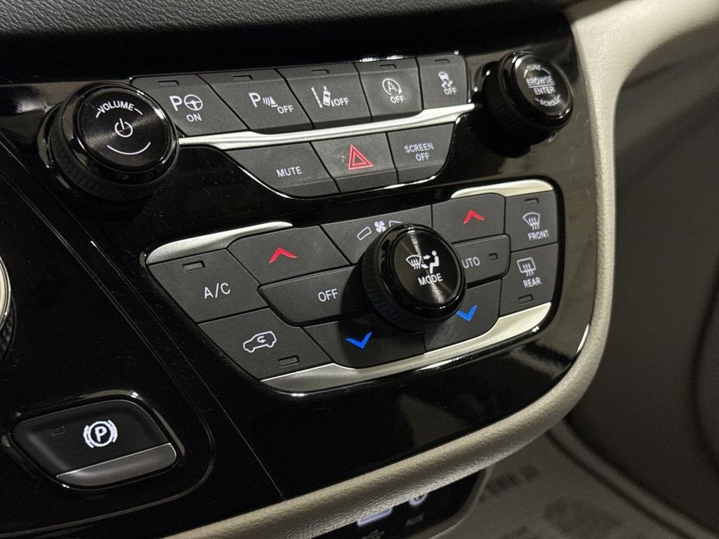 2019 Chrysler Pacifica Touring L Plus