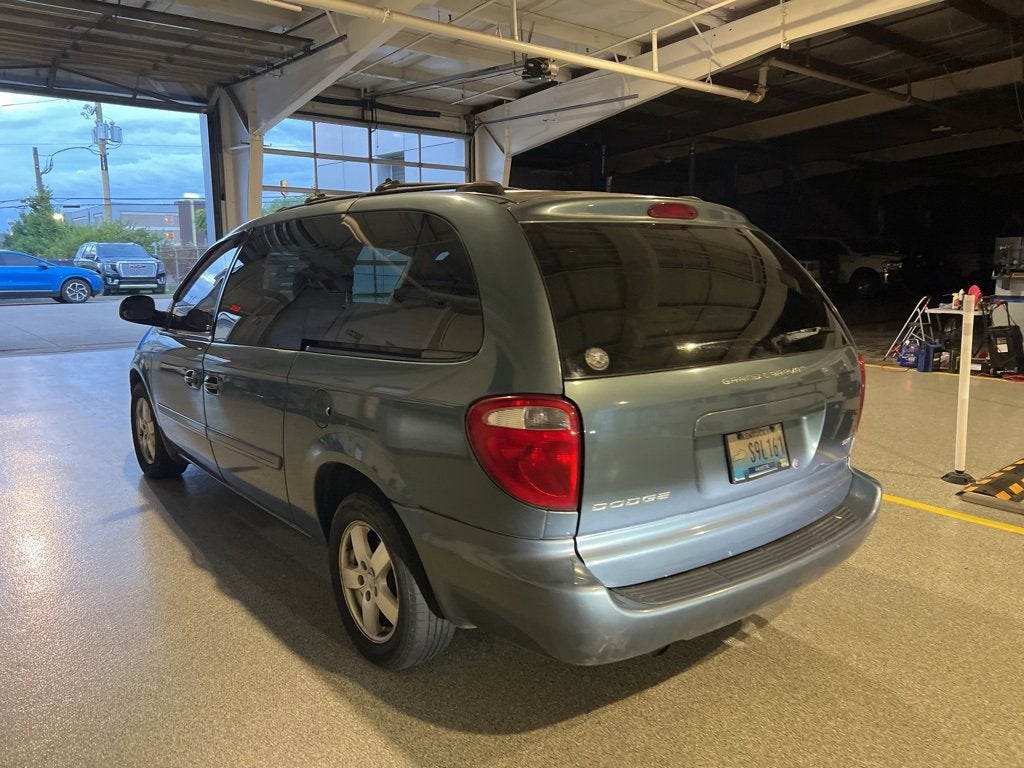 2005 Dodge Caravan SXT
