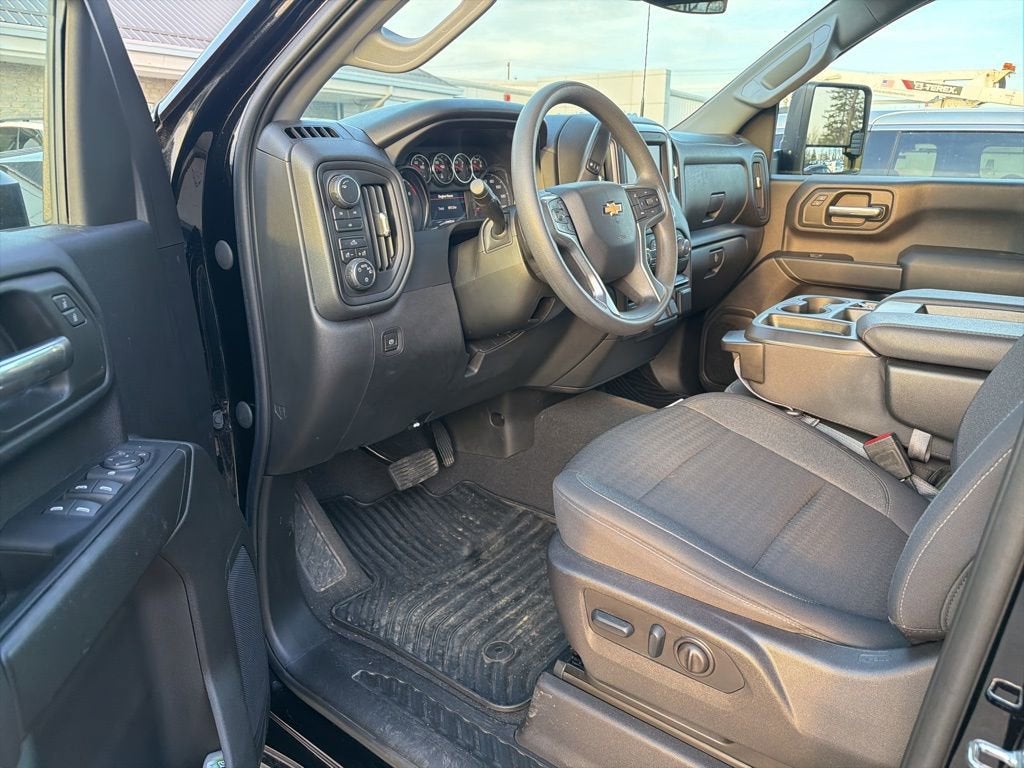 2023 Chevrolet Silverado 2500 HD Custom