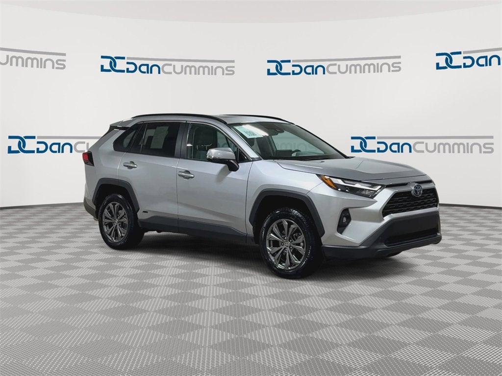 2022 Toyota RAV4 Hybrid XLE Premium