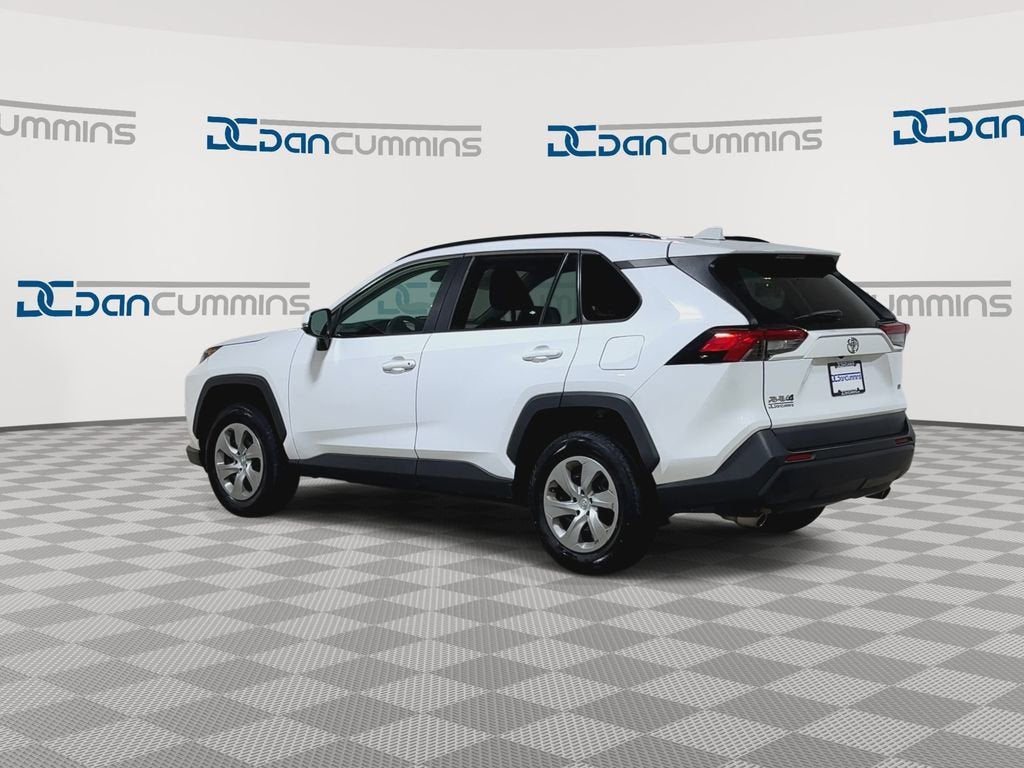 2019 Toyota RAV4 LE