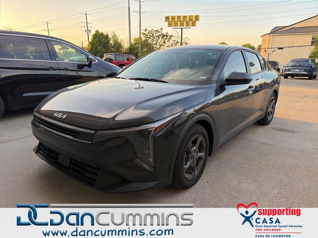 2025 Kia K4 LXS
