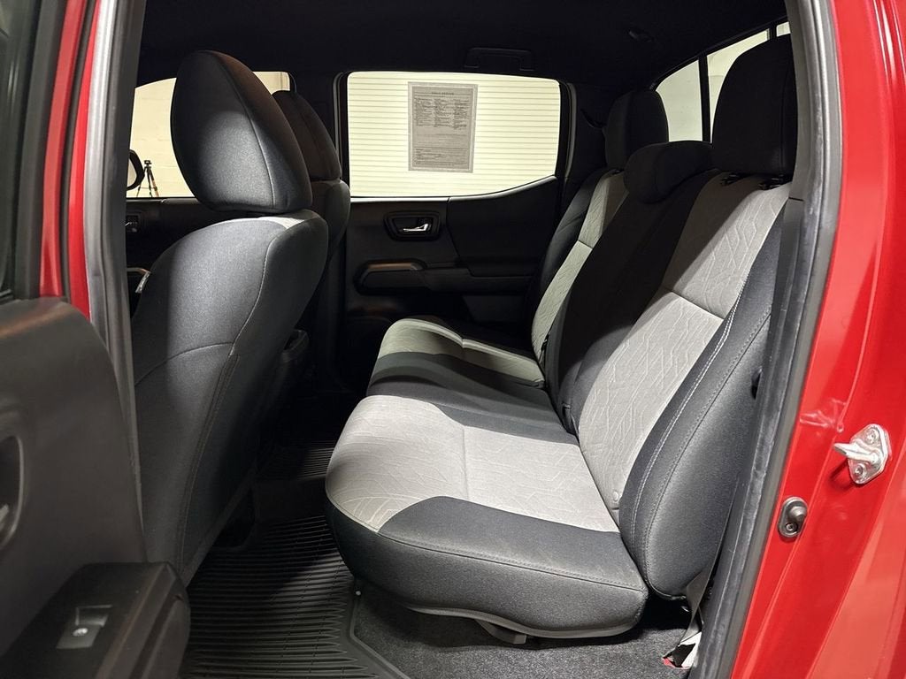 2022 Toyota Tacoma 4WD SR