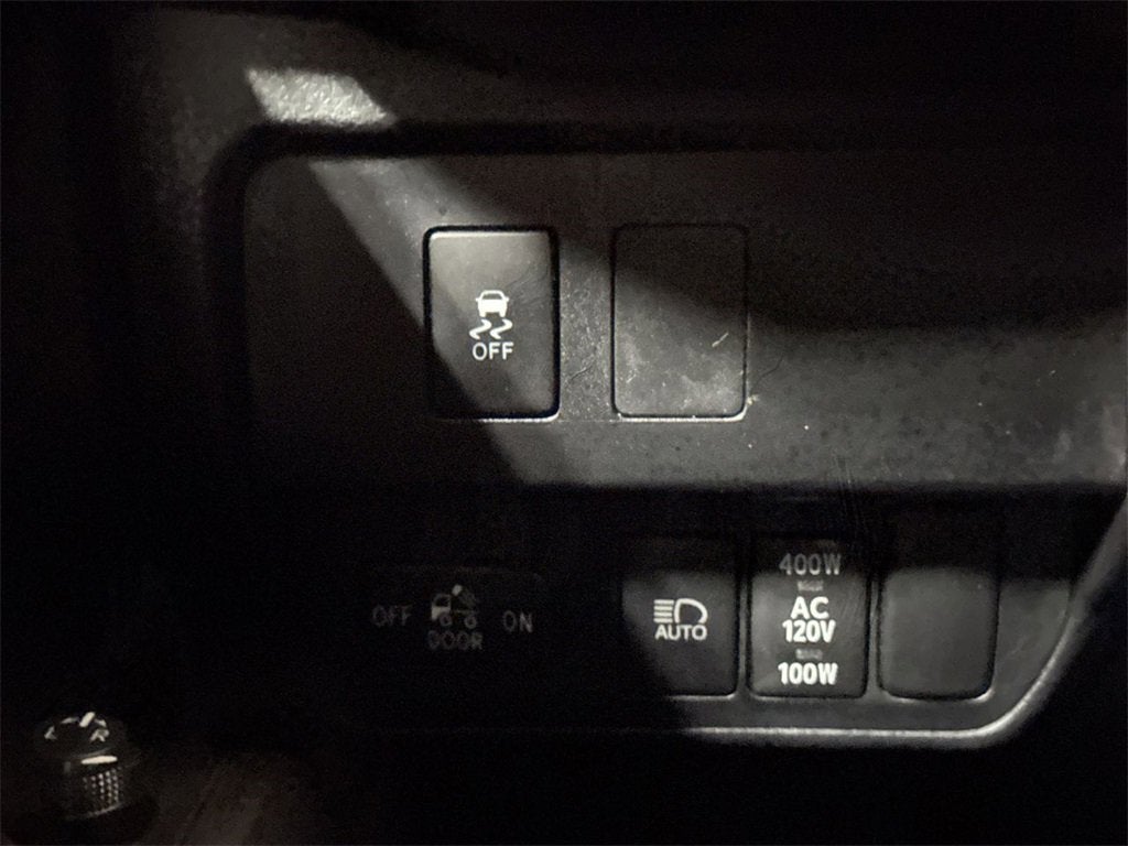 2022 Toyota Tacoma 4WD SR