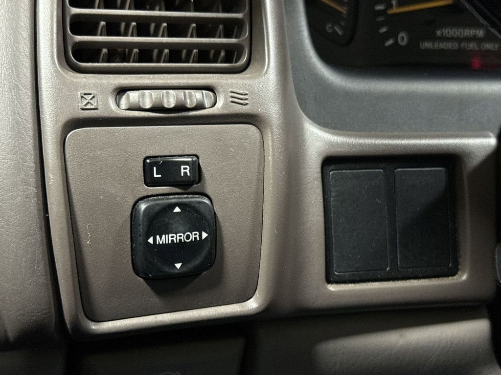 1998 Toyota Avalon XL