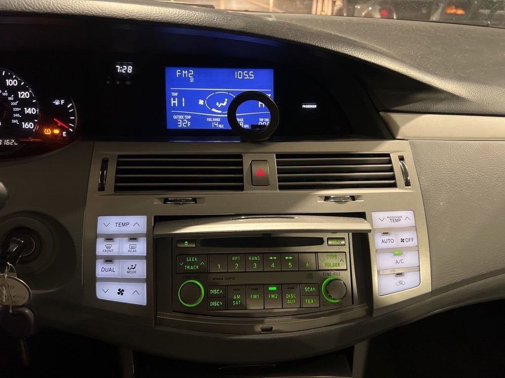 2010 Toyota Avalon XL