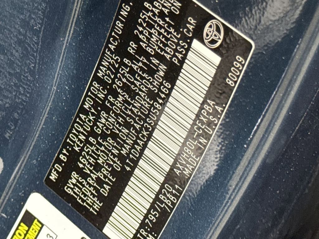 2025 Toyota Camry LE