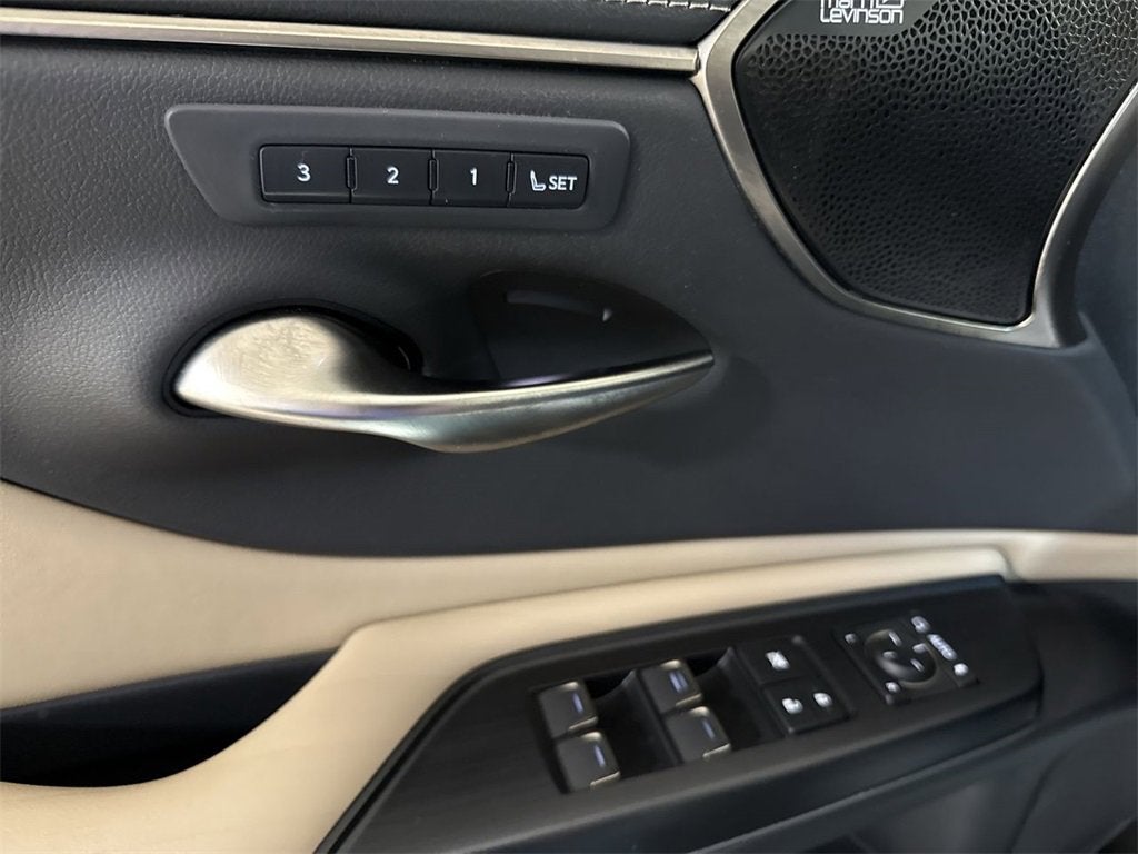 2021 Lexus ES ES 300h