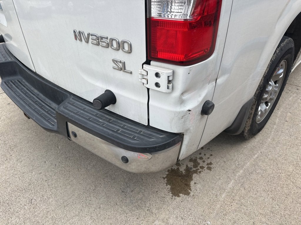 2017 Nissan NV Passenger SL