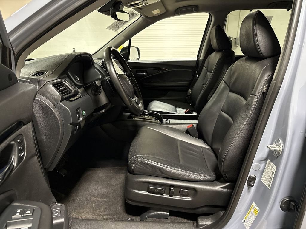 2022 Honda Pilot Touring 7-Passenger