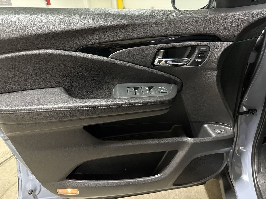 2022 Honda Pilot Touring 7-Passenger