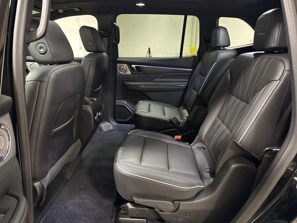 2025 Buick Enclave Avenir