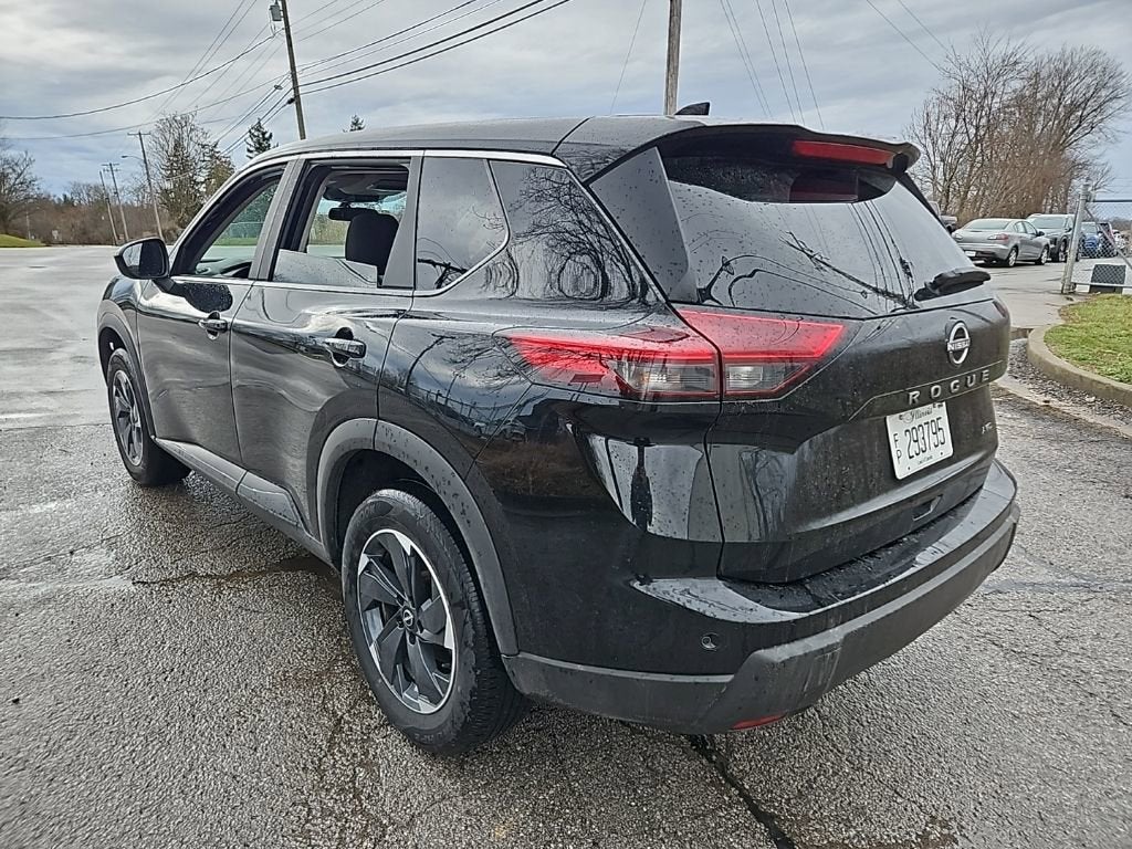 2025 Nissan Rogue SV