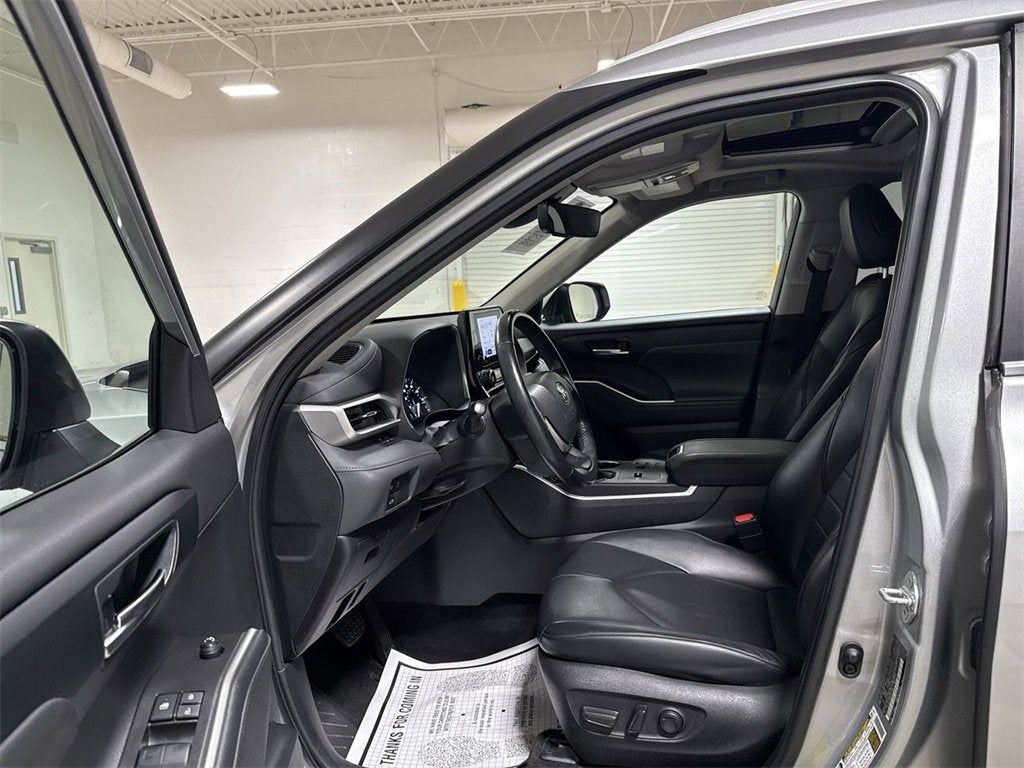 2023 Toyota Highlander L