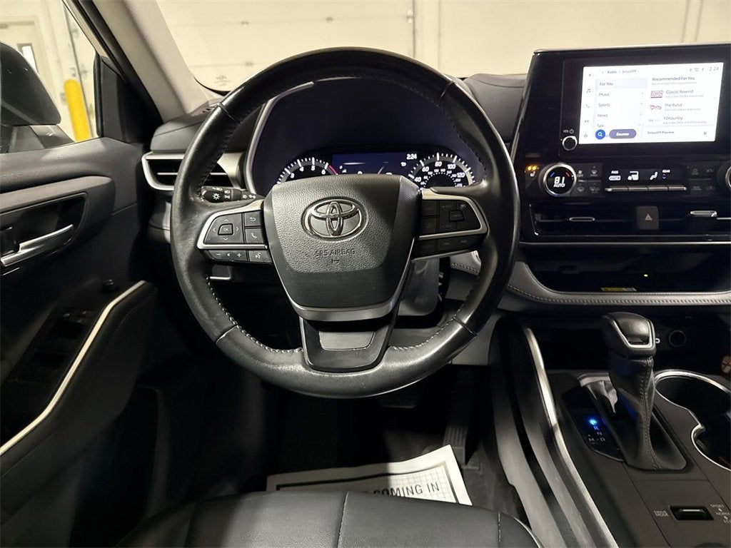 2023 Toyota Highlander L