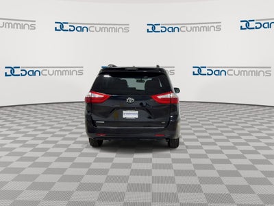 2015 Toyota Sienna LE AAS