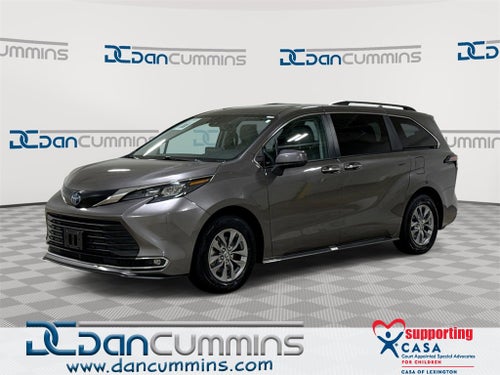 2024 Toyota Sienna XLE