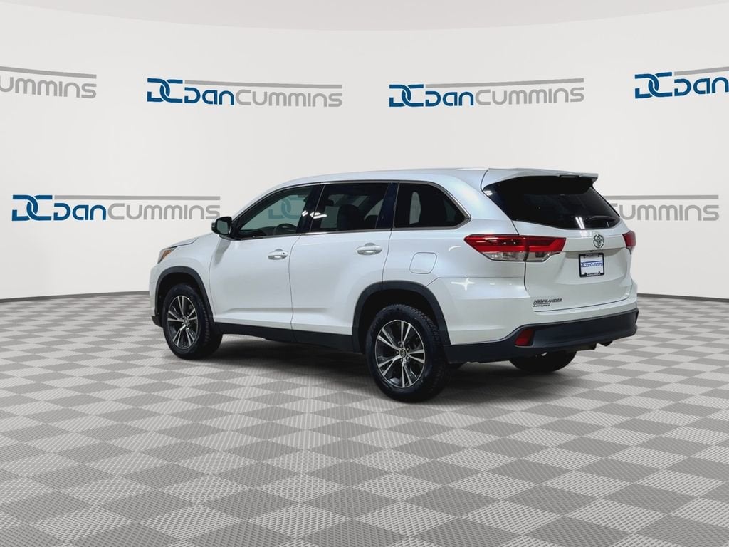 2019 Toyota Highlander LE