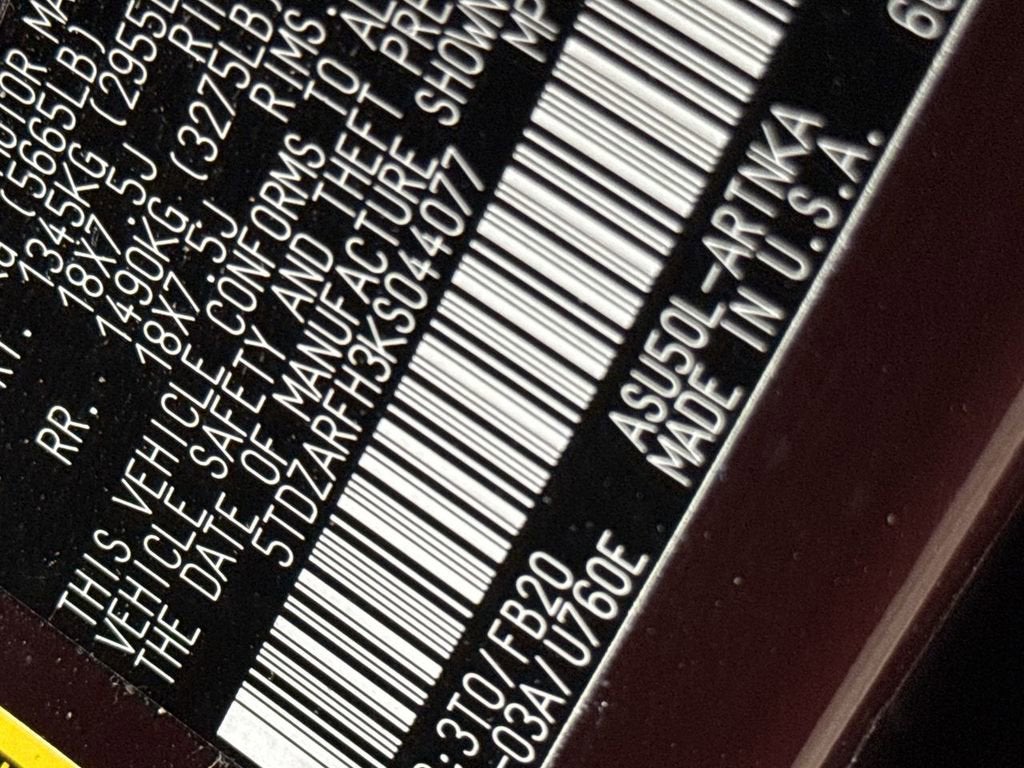 2019 Toyota Highlander LE