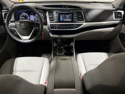 2015 Toyota Highlander LE