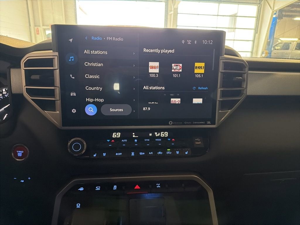 2022 Toyota Tundra 4WD Limited