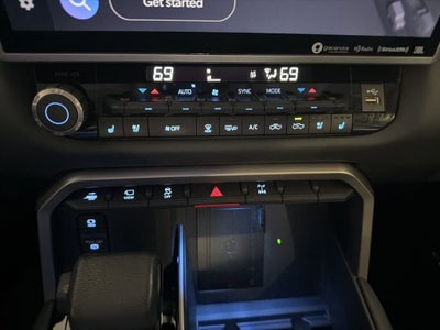 2022 Toyota Tundra 4WD Limited