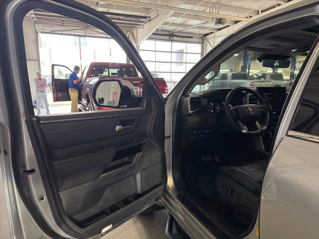 2022 Toyota Tundra 4WD Limited