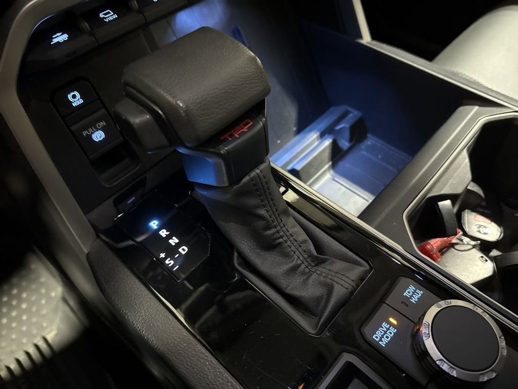2023 Toyota Tundra 4WD SR5