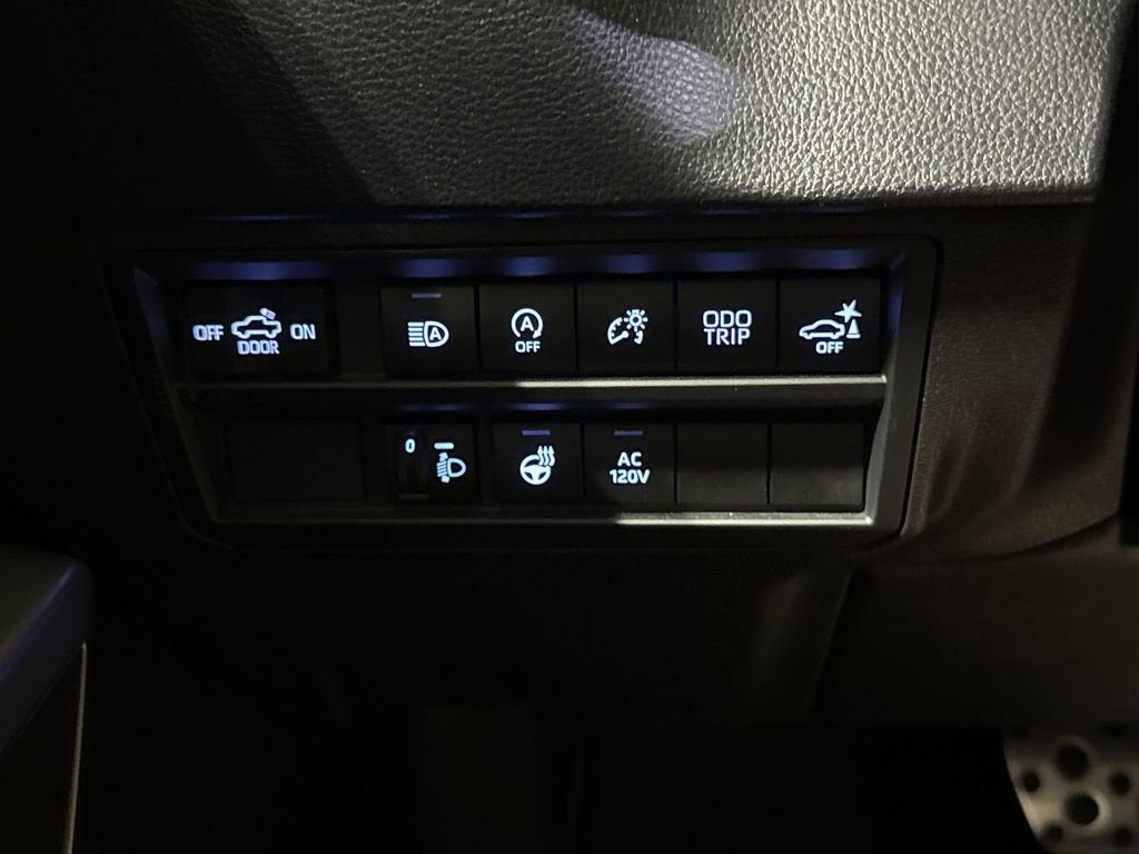 2023 Toyota Tundra 4WD SR5