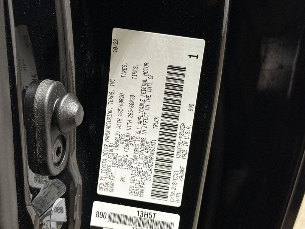 2023 Toyota Tundra 4WD SR5