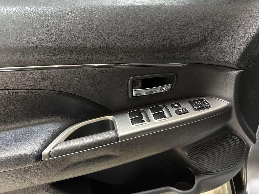 2022 Mitsubishi Outlander Sport ES