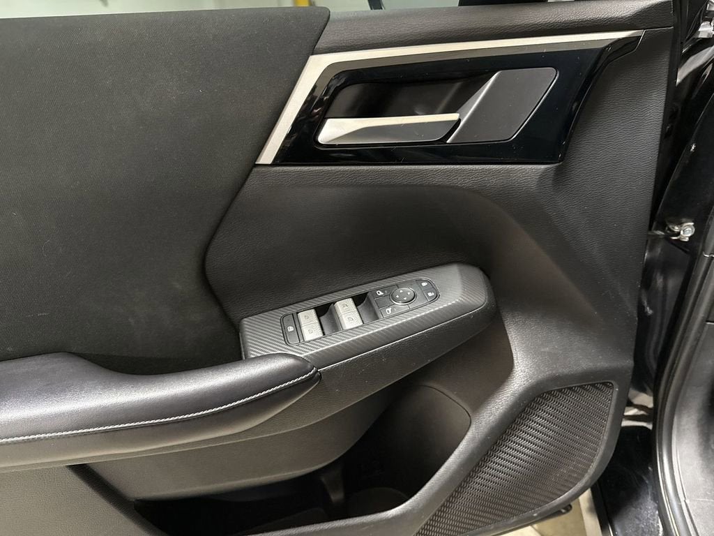 2022 Mitsubishi Outlander ES