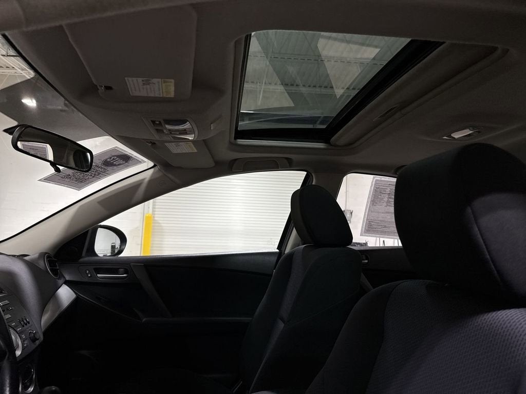 2011 Mazda Mazda3 i Touring