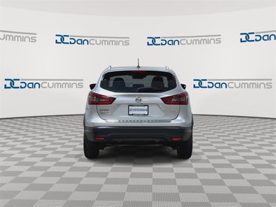 2020 Nissan Rogue Sport SV