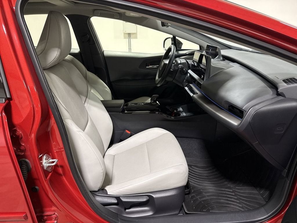 2024 Toyota Prius LE