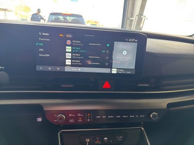 2025 Kia Carnival Hybrid SX