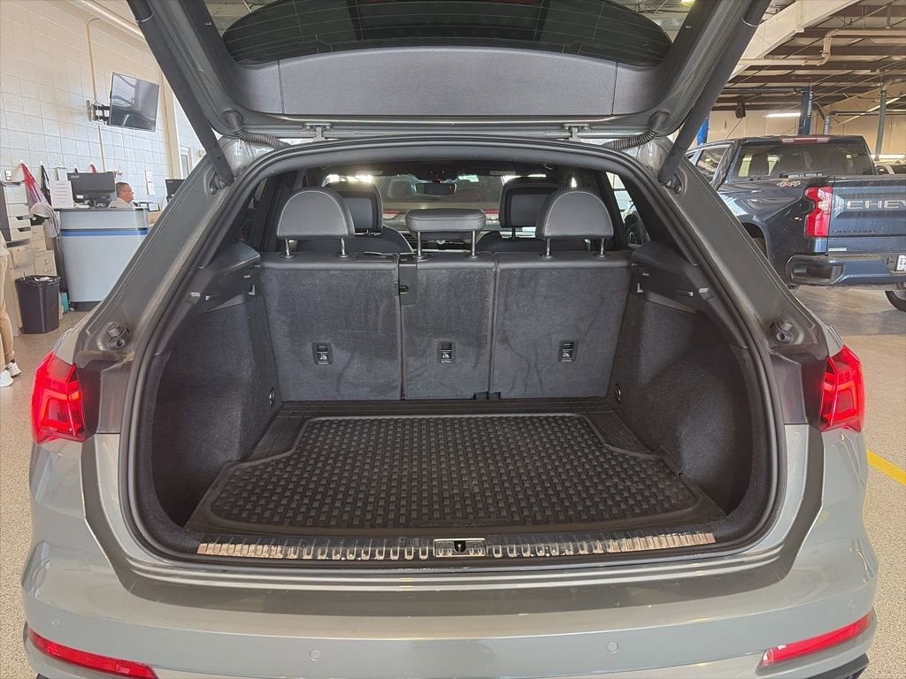 2020 Audi Q3 S line Premium Plus