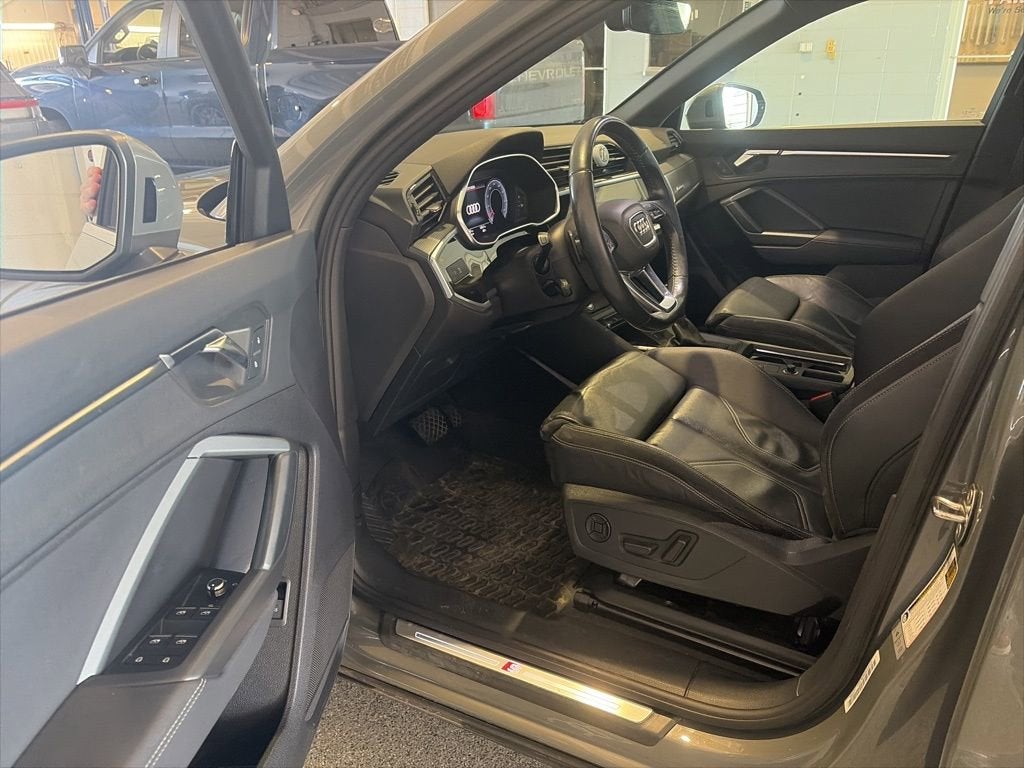 2020 Audi Q3 S line Premium Plus