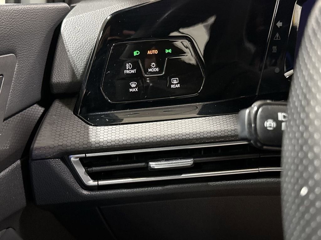 2024 Volkswagen Golf GTI S