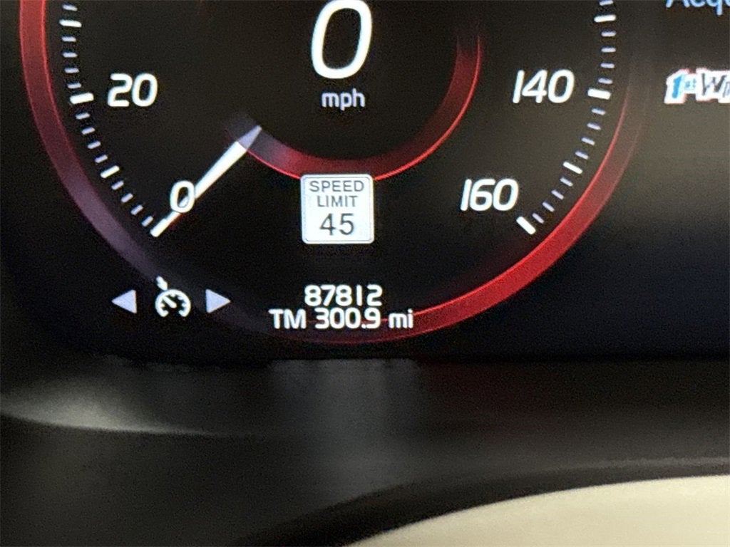 2020 Volvo XC60 Momentum