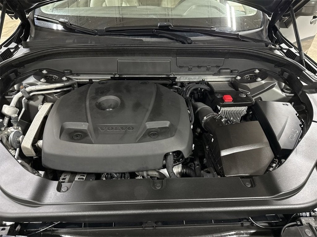 2020 Volvo XC60 Momentum