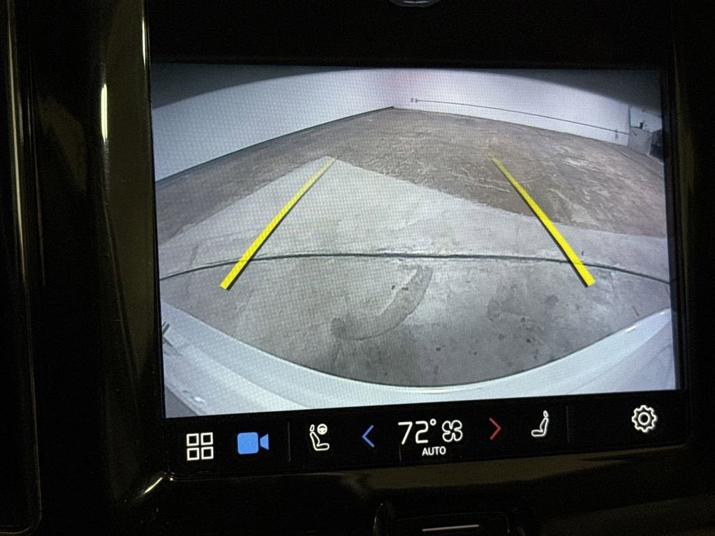 2022 Volvo XC60 Momentum