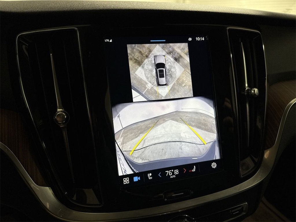 2025 Volvo V60 Cross Country Plus